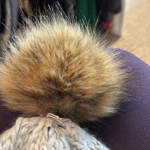 Hat - Picture 2 of 3